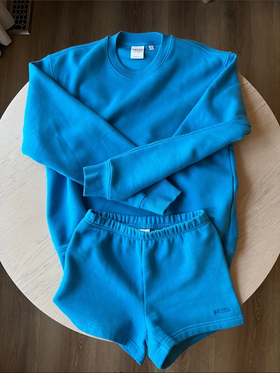 Aritzia Sweaters - New Aritzia Matching Set Teal Blue Colour